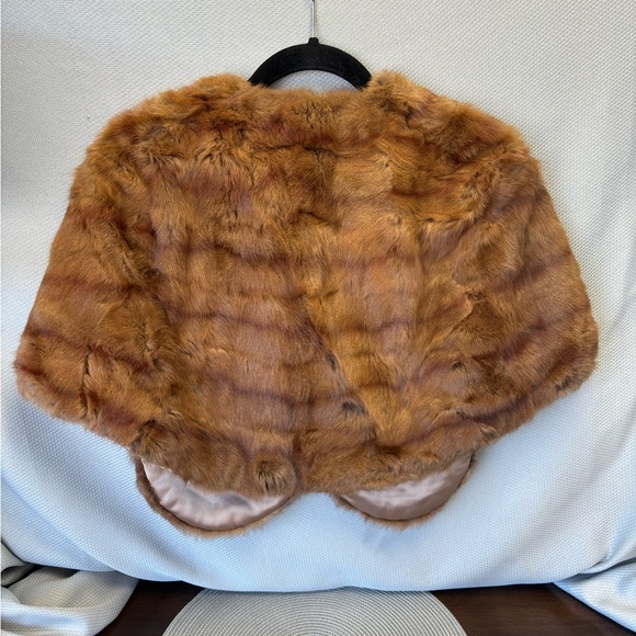 Vintage 40’s Callbeck-Lawless Inc. Golden Mink Stole/Wrap impeccable condition. - Picture 3 of 4
